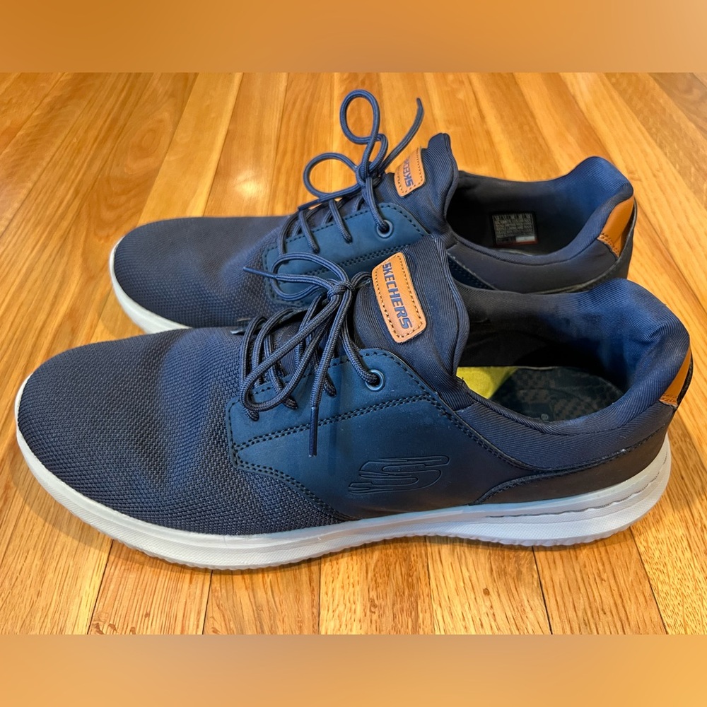 Skechers Men's Navy and Gray Lace-Up Casual Sneakers